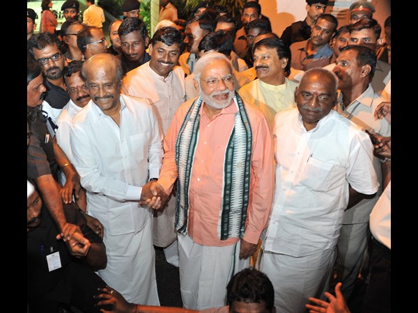 కరచాలనం కరచాలనం