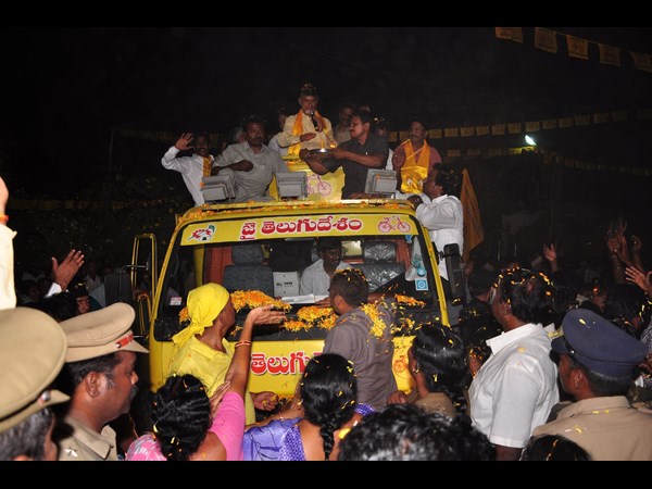 హామీలన్నీ అమలు చేస్తా..