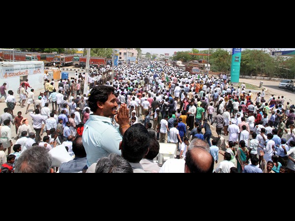 జగన్ ర్యాలీ..