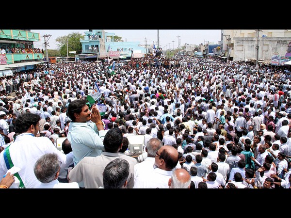 వైయస్ జగన్ ఇలా...