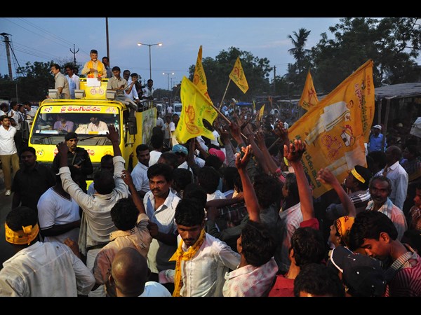 జగన్‌పై నిప్పులు చెరిగిన బాబు