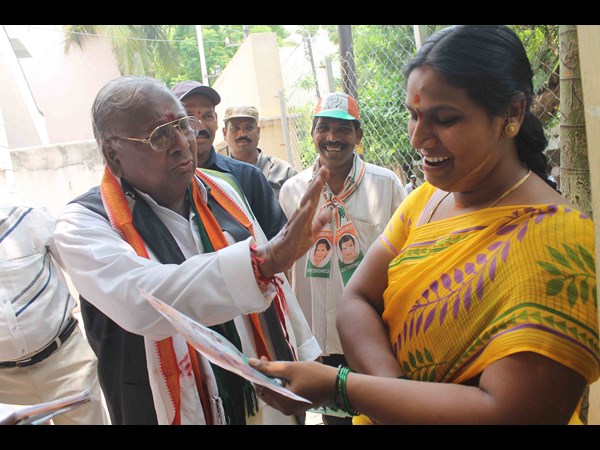 నాకే మీ ఓటు