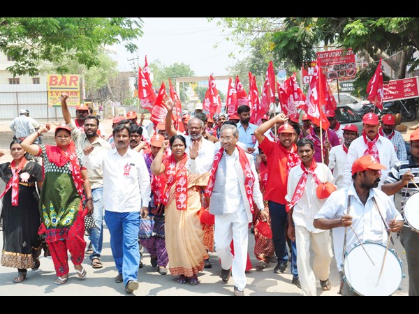 ఆర్ కృష్ణయ్య ప్రచారం..