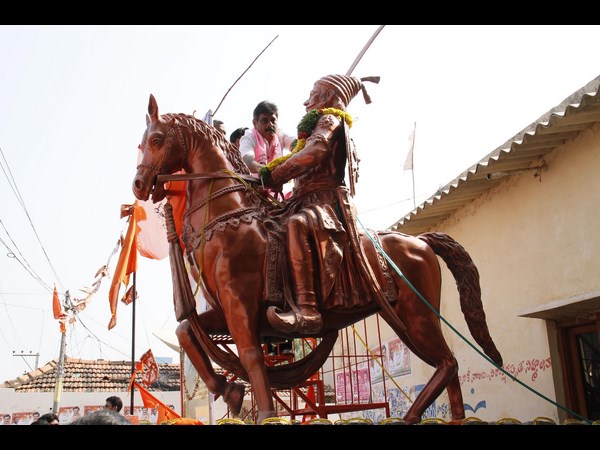 టిఆర్ఎస్ ప్రచారం