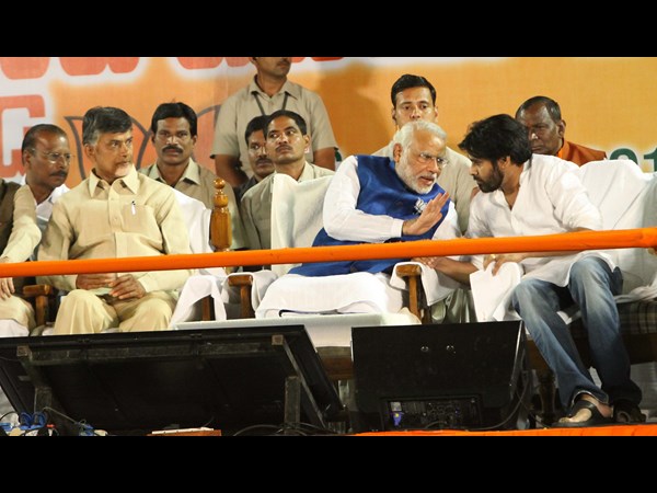 మోడీ - పవన్ - బాబు