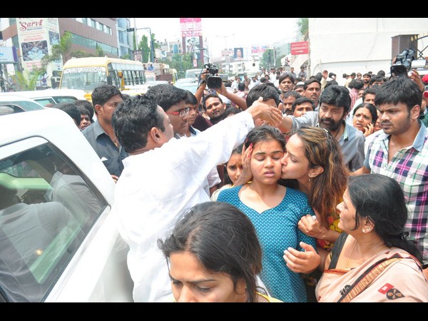 మంచు మనోజ్, రాజశేఖర్ మంచు మనోజ్, రాజశేఖర్