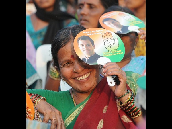 నీడ కోసం..