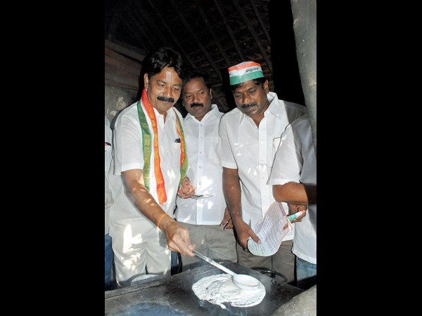 దోశ వేశారు...