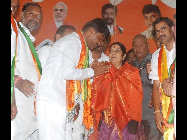 సుష్మా స్వరాజ్