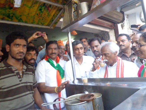 జెపి, దత్తాత్రేయ