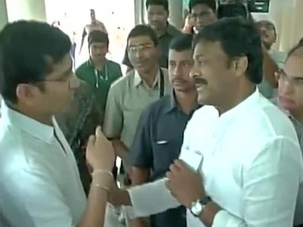 ఓటేసిన చిరంజీవి