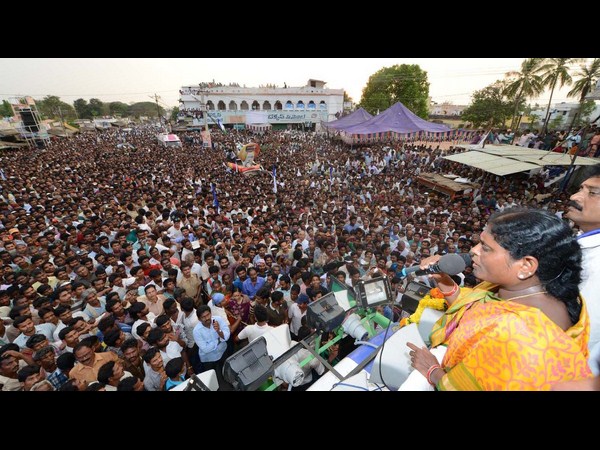 విజయమ్మ ప్రసంగం