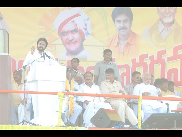 వైసిపి హఠావో, సీమాంధ్ర బచావో..