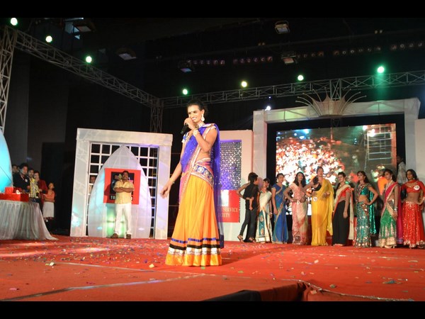 ష్యాషన్ షో..