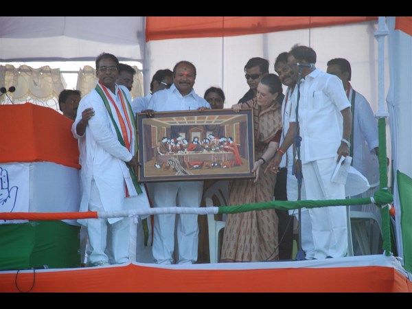 సోనియాకు జ్ఞాపిక సోనియాకు జ్ఞాపిక