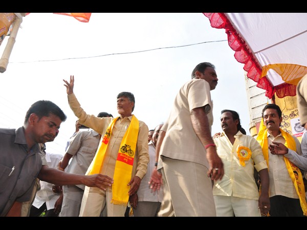 చంద్రబాబు 