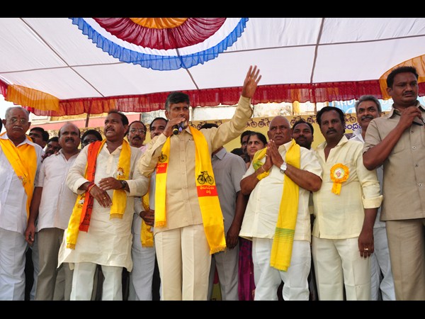 చంద్రబాబు 