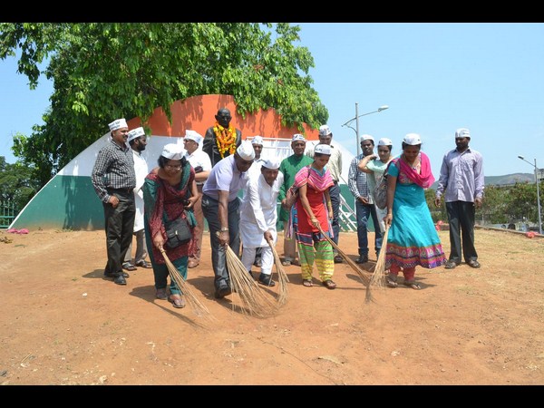 ఊడ్చేస్తాం