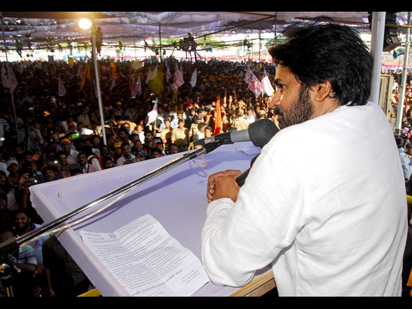 పవన్ కళ్యాణ్ విడిగా..