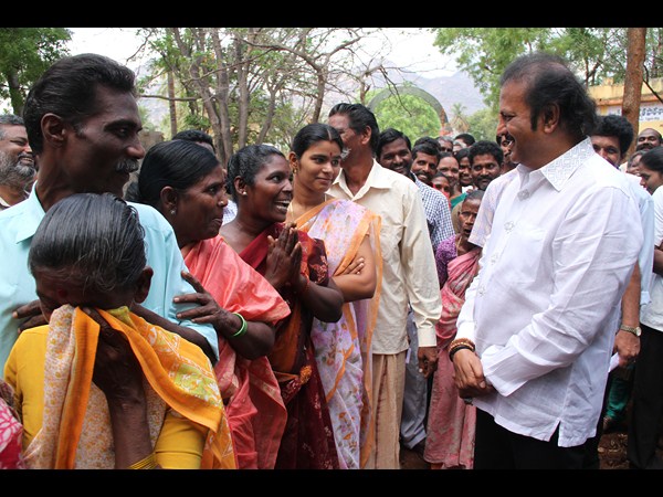 సరదాగా మోహన్ బాబు