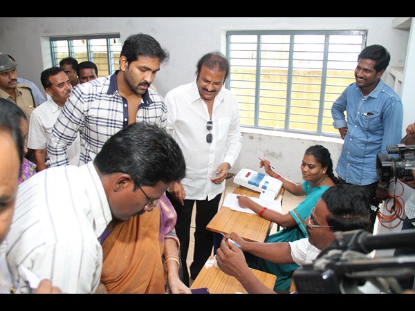 అమ్మ ఓటు వేయవచ్చా..