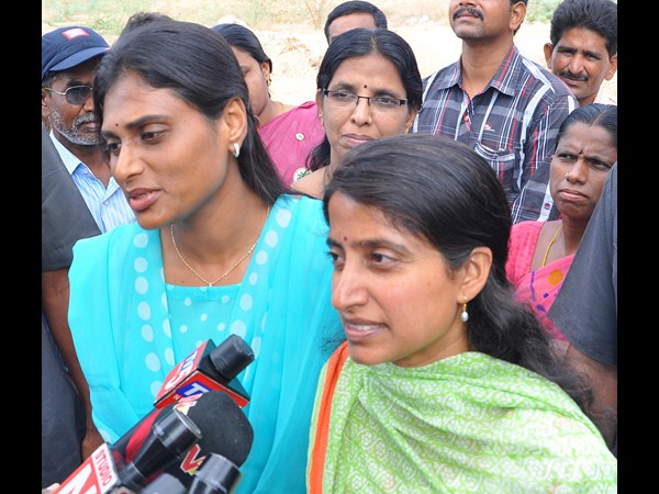 మీడియాతో మాట్లాడుతూ... 