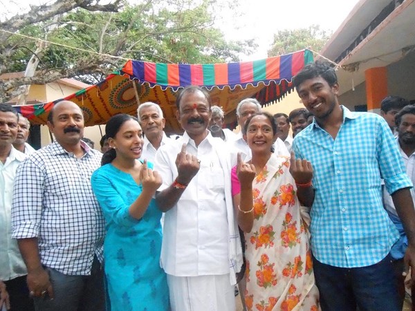 రఘువీరా రెడ్డి ఇలా... రఘువీరా రెడ్డి ఇలా...