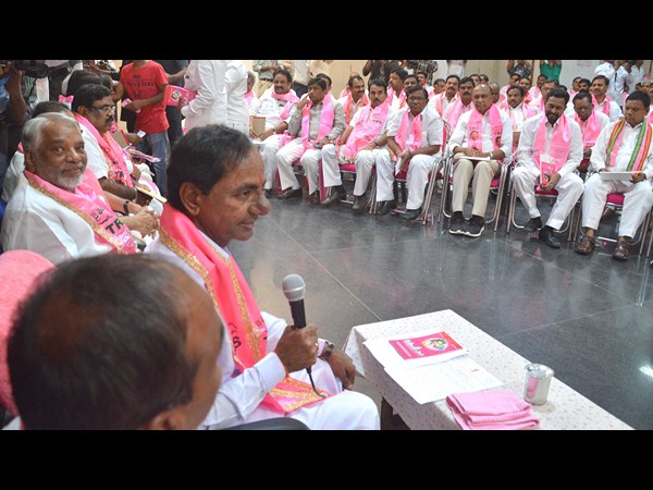 కెసిఆర్