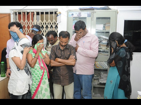 వ్యభిచార ముఠా పట్టివేత