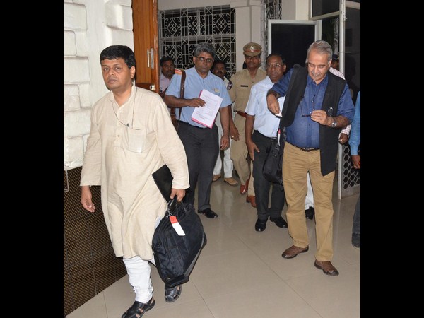 నిపుణుల కమిటీ