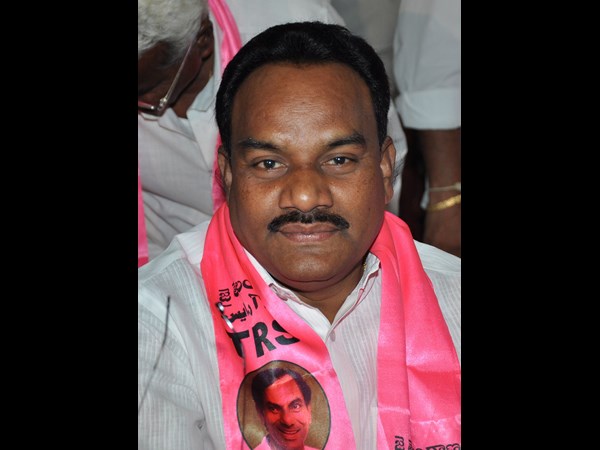 గడ్డం నగేష్