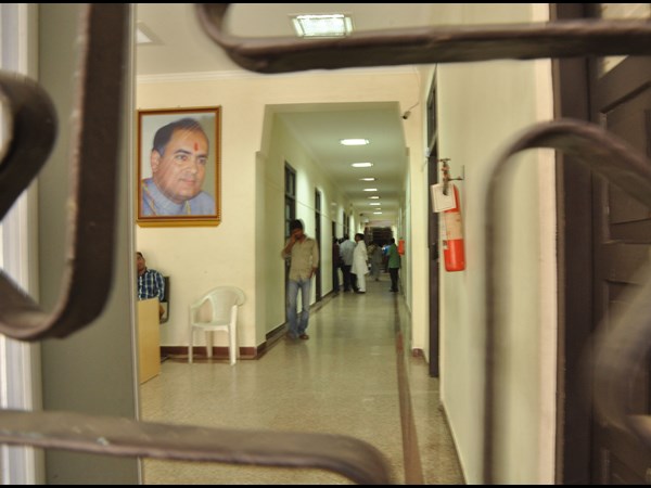 ఖాళీగా గాంధీభవన్
