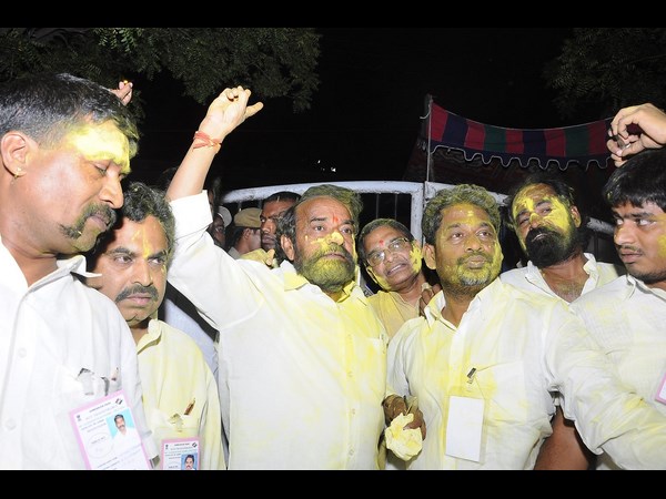 కృష్ణయ్య విజయనాదం