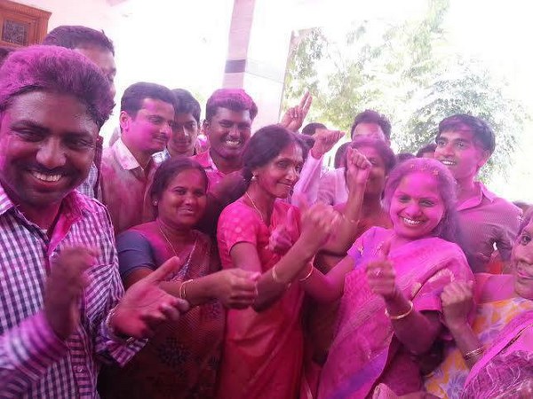 కవిత విజయోత్సాహం