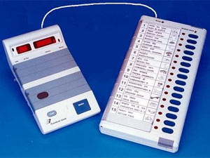 EVM snag adds to tension; counting withheld EVM snag adds to tension; counting withheld
