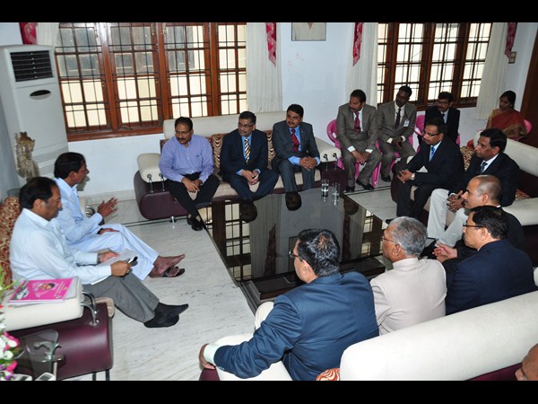 కెసిఆర్