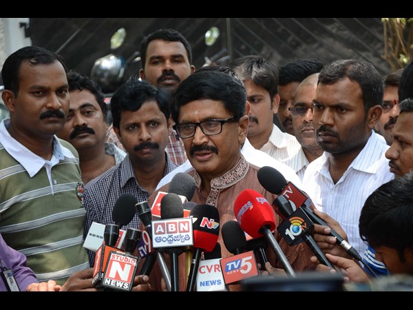 మురళీ మోహన్