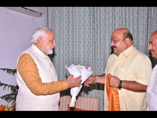 మోడీతో...