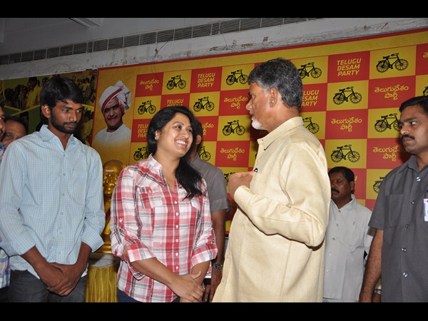 చంద్రబాబుతో సన భేటీ