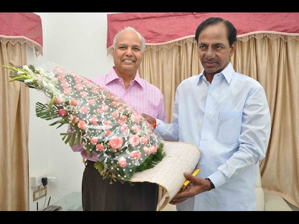 కెసిఆర్‌తో జయకృష్ణ భేటీ