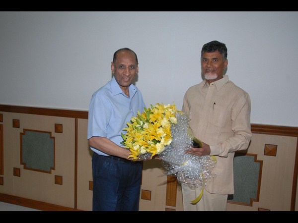 నరసింహన్‌తో బాబు