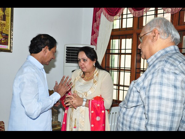 కెసిఆర్