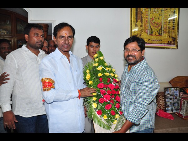 కెసిఆర్