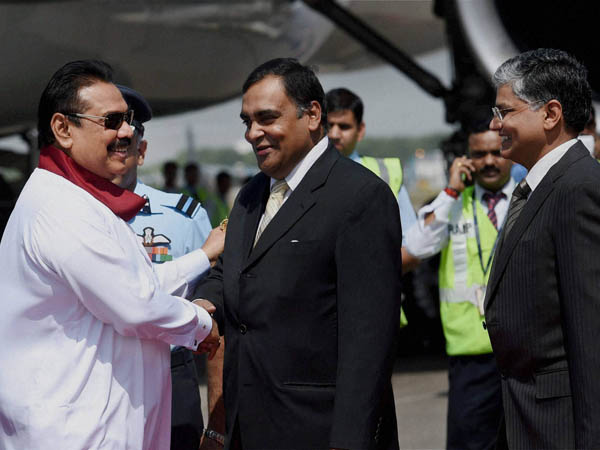 Ahead of swearing-in, Modi visits Rajghat, meets Vajpayee