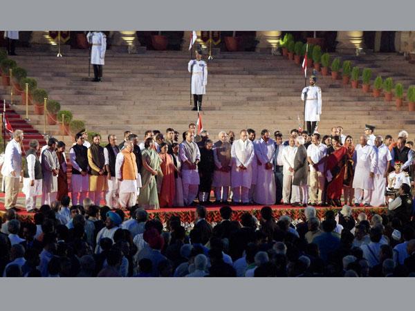 రాష్ట్రపతితో కేంద్రమంత్రులు