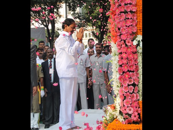 కెసిఆర్