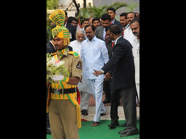 కెసిఆర్