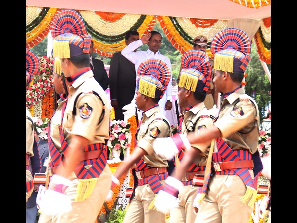 కెసిఆర్