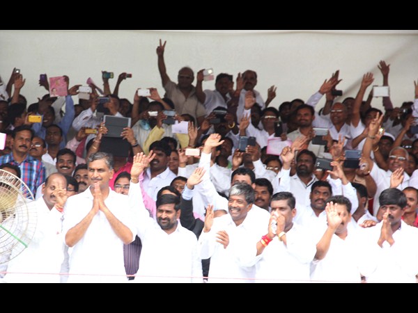 కెసిఆర్