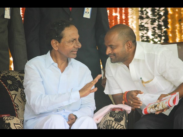 కెసిఆర్‌తో శ్రీనావస్ గౌడ్